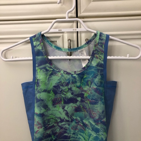 SIZE 7 - UNIQUE Ivivva by Lululemon girl’s tank top - Picture 2 of 9